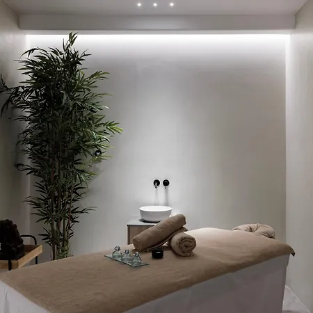 Sir Maximus Boutique & Platys Gialos (Mykonos)